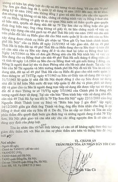 Vụ cho ở nhờ có nguy cơ mất nhà: “Lý lịch” đất đã “rõ như ban ngày”! - 2
Cả 3 cấp Toà đều xác định rõ nguồn gốc nhà đất 79 Tây Sơn, đồng thời yêu cầu trả lại tài sản cho chủ nhà đất.