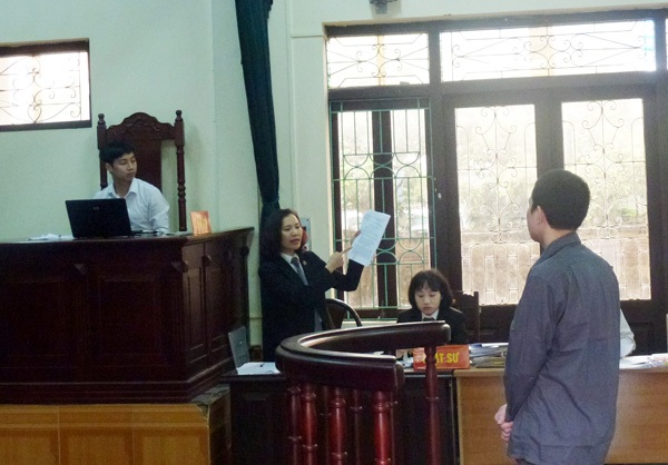 
VKSND tỉnh Hưng Yên quy kết sai tội với bị cáo Đỗ Văn Chung.
