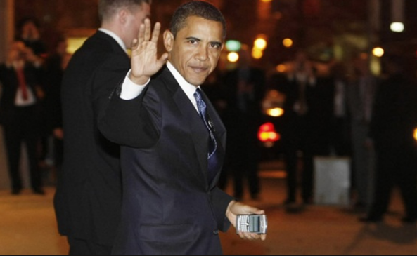 Tổng thống Obama đã sẵn sàng nhận tin nhắn qua Facebook - 1
Tổng thống Mỹ Barack Obama. (Ảnh: AFP)