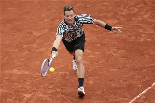 Đè bẹp Berdych, Djokovic ung dung vào bán kết - 3
Hạt giống số 7 Tomas Berdych