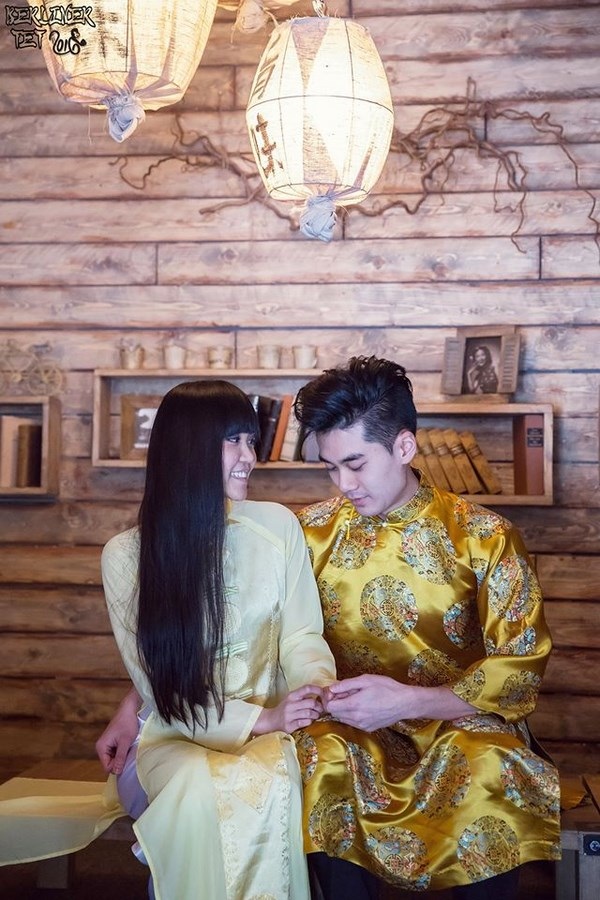 Áo dài bản thân đã đẹp. Là thiếu nữ – chỉ đơn giản vậy thôi, cũng đẹp rồi. Khi thiếu nữ mặc áo dài, hai cái đẹp ấy kết hợp với nhau, thì có gì mà phải “lăn tăn” nữa?