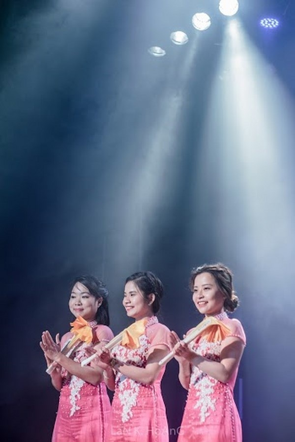 “Tết sum vầy” của du học sinh Việt tại Bordeaux - 6 “Tết sum vầy” của du học sinh Việt tại Bordeaux - 6