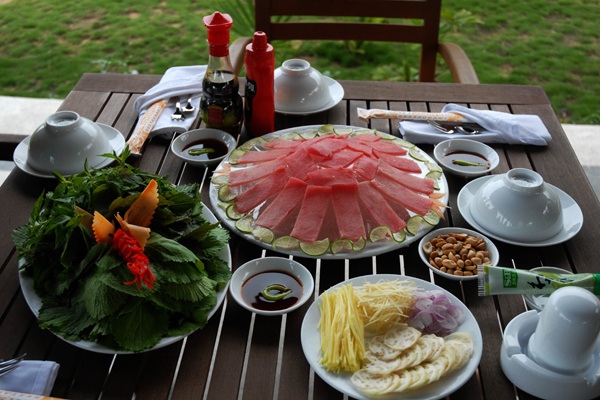 Ba bãi biển trốn nắng tuyệt đẹp ở miền Trung - 8
Cá Ngừ - đặc sản nổi tiếng của Phú Yên. Ảnh: dulichphuyen