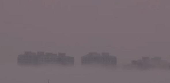 Xôn xao thành phố bí ẩn xuất hiện trên mây - 2