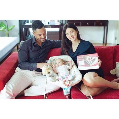 Cựu hoa hậu hoàn vũ khoe con mới sinh - 6
Natalie Glebova hiện đang hạnh phúc bên chồng mới Dean Kelly Jr. , vốn là Nam vương người Panama