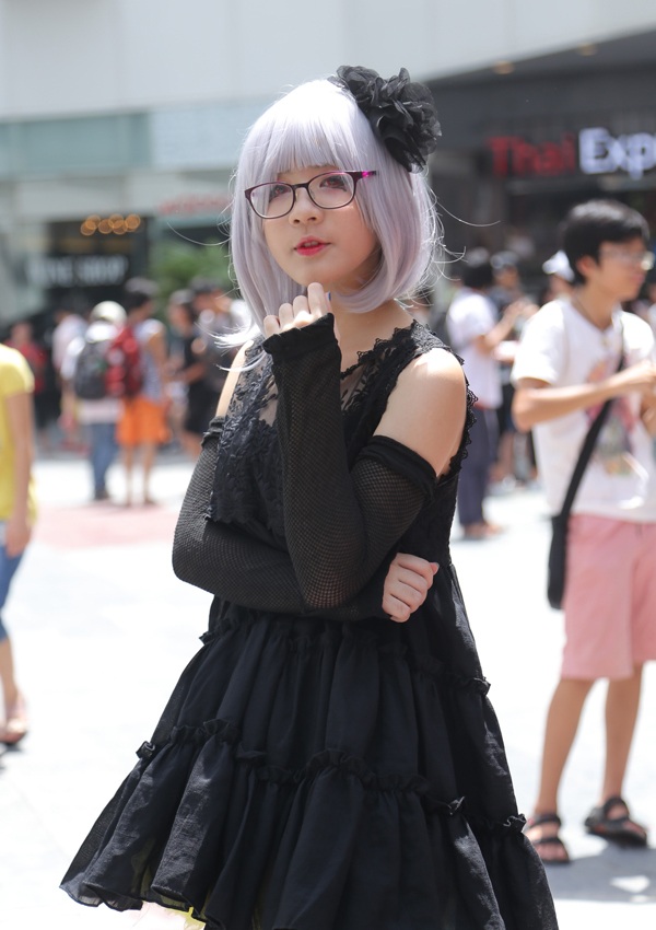 Bạn trẻ Hà thành gồng mình đội nắng diễn cosplay - 10
Từ phong cách nữ tính