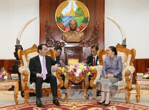 Chủ tịch nước Trần Đại Quang hội kiến Thủ tướng và Chủ tịch Quốc hội Lào - 2
Chủ tịch nước Trần Đại Quang hội kiến với Chủ tịch Quốc hội CHDCND Lào Pany Yathotou