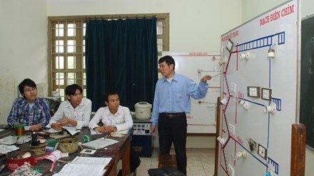 Tuyển sinh 2016: Hàng loạt trường trung cấp “thoi thóp” - 1
Trường dạy nghề hiu hắt học viên (ảnh minh họa). Ảnh: Hồng Vĩnh