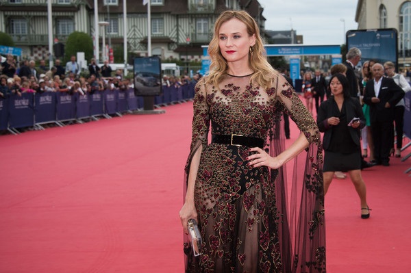 
Diane Kruger là khách VIP nhất nhìn LHP uy tín này. Sự có mặt của cô được báo giới quan tâm đặc biệt
