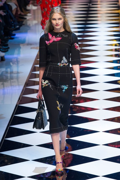 Kiều nữ của danh ca Hello đọ dáng con gái "Rambo" - 10 Kiều nữ của danh ca Hello đọ dáng con gái "Rambo" - 10