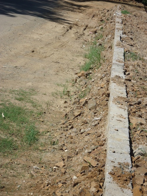 
Hàng gạch xin được cấp giấy phép xây dựng.
