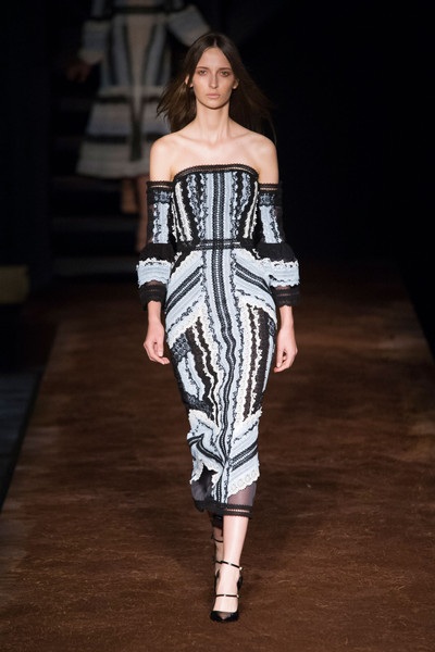 Erdem - Vẻ đẹp bay bổng - 11