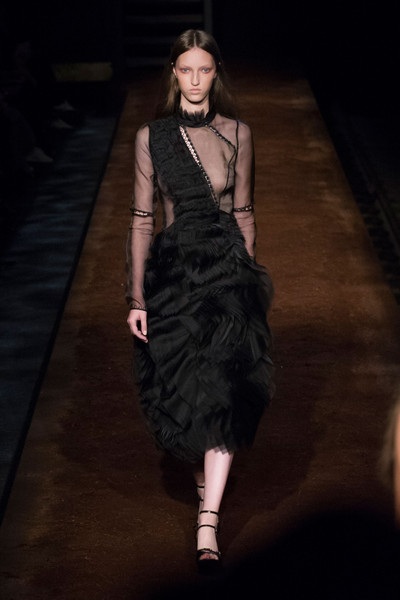 Erdem - Vẻ đẹp bay bổng - 17