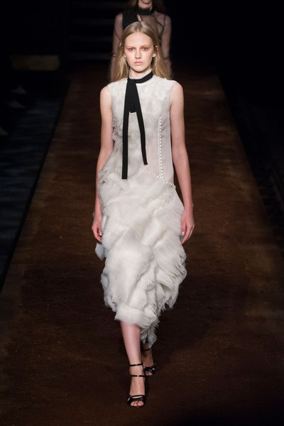 Erdem - Vẻ đẹp bay bổng - 18