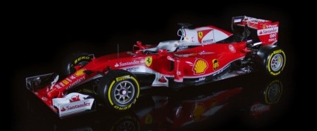 Các ứng viên vô địch F1 2016 ra mắt xe đua mới - 3