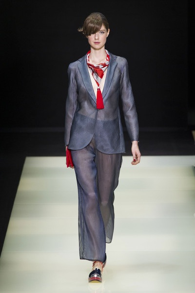 BST quyến rũ của Giorgio Armani - 19