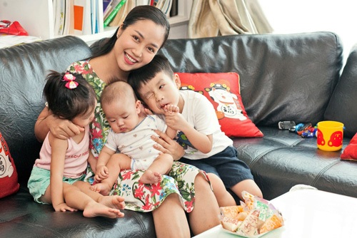 Ốc Thanh Vân chia sẻ bí quyết giữ gìn hạnh phúc gia đình - 1 Tổ ấm hạnh phúc của Ốc Thanh Vân