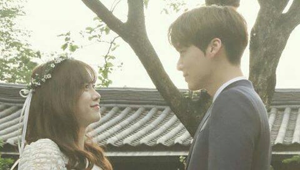 
Ảnh cưới hiếm hoi của Goo Hye Sun và Ahn Jae Hyun được tiết lộ vào ngày 30/5.
