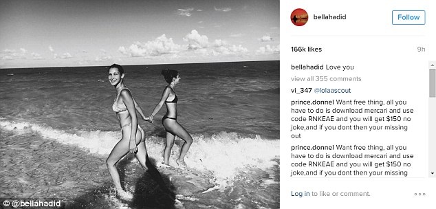 Dàn chân dài 9X bốc lửa với áo tắm hai mảnh - 8
Chân dài người Mỹ không quên khoe ảnh kỳ nghỉ bên bạn bè trên trang cá nhân.