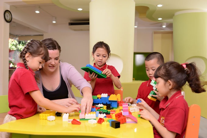 
Trẻ hứng thú tham gia vào các hoạt động của giáo viên
