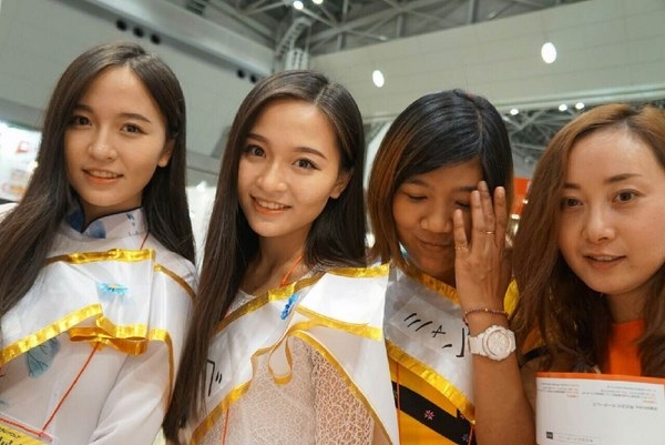 Nữ DHS Việt học giỏi từng thử sức làm người mẫu quảng cáo - 6