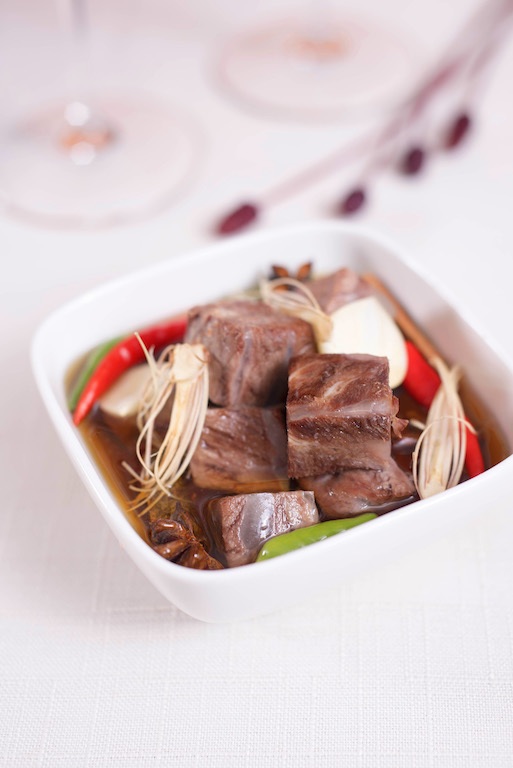 Bắp bò ngâm thảo mộc