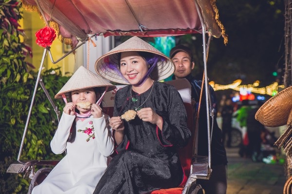 Doanh nhân Lê Thúy Hạnh cùng con gái khám phá "Flamingo lifestyle" - 3 Doanh nhân Lê Thúy Hạnh cùng con gái khám phá "Flamingo lifestyle" - 3