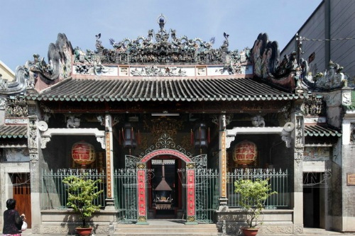 Đầu xuân viếng thăm những ngôi chùa nổi tiếng phương Nam - 1 Đầu xuân viếng thăm những ngôi chùa nổi tiếng phương Nam - 1