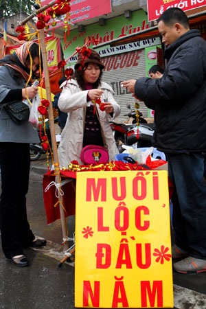 Những điều nên và không nên trong ngày mùng 1 Tết cho cả năm may mắn - 1 Những điều nên và không nên trong ngày mùng 1 Tết cho cả năm may mắn - 1