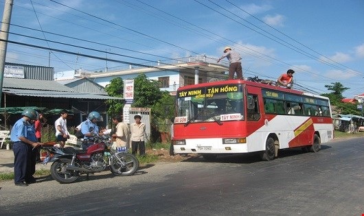 Nguyên Chánh Thanh tra Sở Giao thông Vận tải Đồng Tháp bị bắt - 1 Ảnh minh họa.
