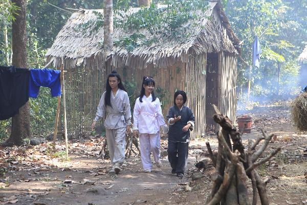 Trọng Khang – Thịnh Vinh bất ngờ đổi vai - 1 Bộ ba diễn viên nhí Thịnh Vinh – Thanh Mỹ - Trọng Khang trong phim ngắn Hoa Thiên Cốt Việt.