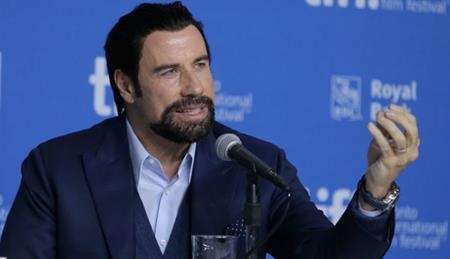 Nam tài tử Hollywood dính “nghi án” đồng tính - 2 John Travolta từng bị cáo buộc tội quấy rối tình dục