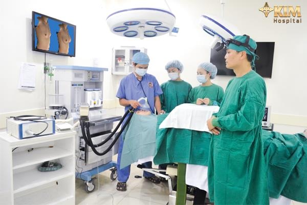 Nâng ngực nội soi 3D: Đừng bỏ qua những lưu ý quan trọng - 2 Nâng ngực nội soi 3D: Đừng bỏ qua những lưu ý quan trọng - 2