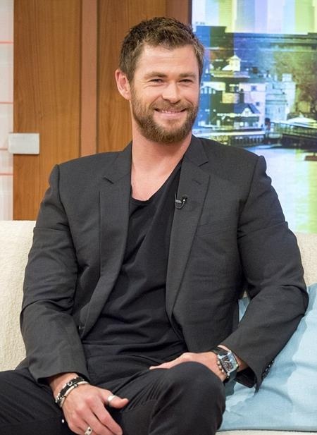 Lộ lý do “Thần Sấm” Chris Hemsworth phải cưới “vội” - 1 Chris Hemsworth bật mí lý do “cưới vội cưới vàng”