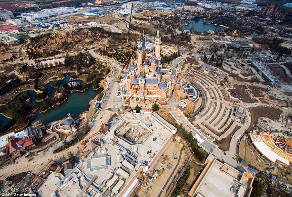 Ảnh chụp trên không về Disneyland Thượng Hải: Cháy vé khai mạc chỉ trong vài giờ - 8 Ảnh chụp trên không về Disneyland Thượng Hải: Cháy vé khai mạc chỉ trong vài giờ - 8
