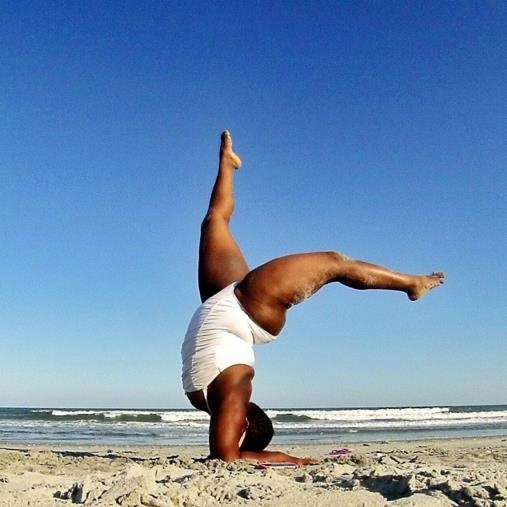 Cô nàng béo phì chứng minh yoga dành cho mọi vóc dáng - 3 Cô nàng béo phì chứng minh yoga dành cho mọi vóc dáng - 3