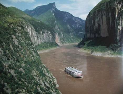 Tích tụ photpho và mối đe dọa tới môi trường - 1 Sông Dương Tử tại Trung Quốc - Ảnh: Jianbo Shen