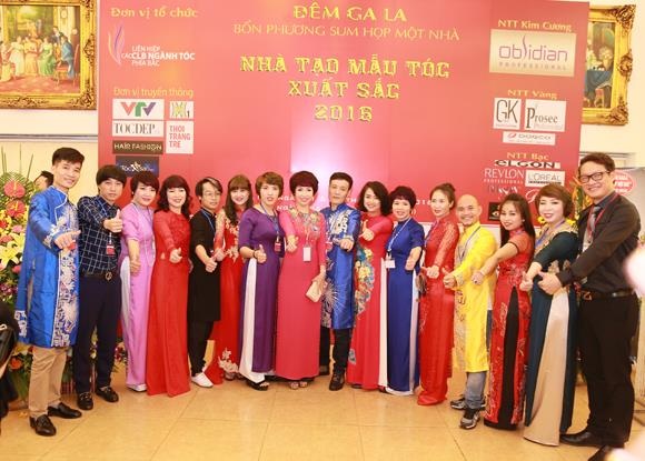 Đêm Gala Tôn vinh các NTMT xuất sắc 2016 với sự tham dự gần 500 các NTMT trên khắp cả nước