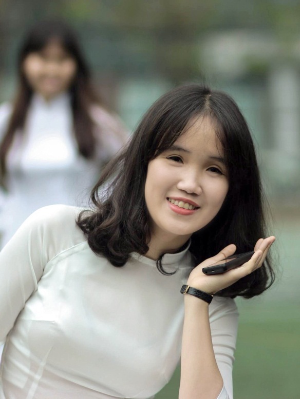 Cô gái mê từ thiện giành hàng loạt học bổng của Đại học Mỹ - 1
Trần Quỳnh Phương – cô gái giành nhiều học bổng Mỹ.