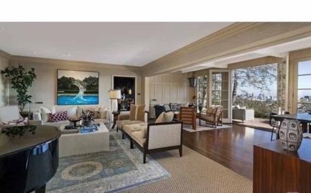 Chiêm ngưỡng biệt thự 266 tỉ đồng của cựu “thiên thần” Miranda Kerr - 4 Phòng khách rộng thênh thang…