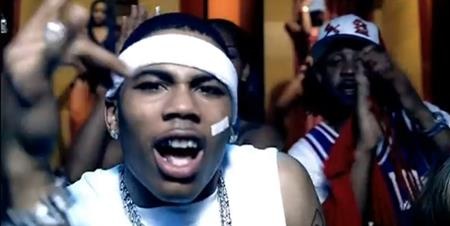 Những ca khúc “đã tai” nhất cho ngày hè nóng bỏng - 6 Hot in herre của Nelly cũng là một “tuyệt phẩm” rap giúp quậy tung ngày hè nóng bỏng.