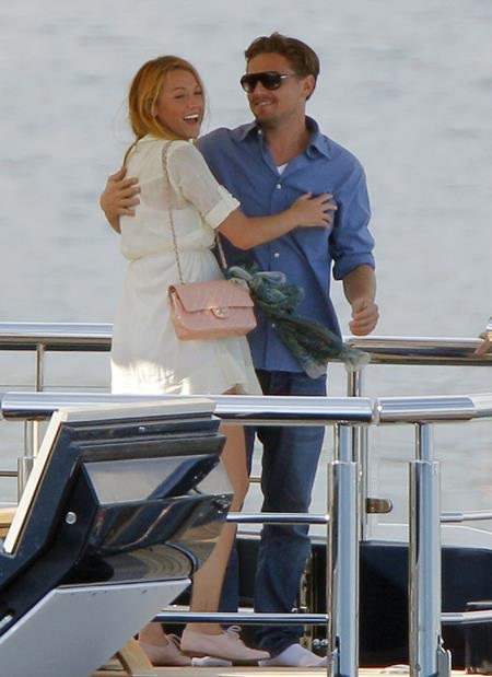 Nhìn lại danh sách tình cũ nóng bỏng của “tay chơi” Leonardo DiCaprio - 10 Blake Lively và Leo đã hẹn hò bí mật trong 5 tháng trước khi lặng lẽ chia tay vào cuối năm 2011
