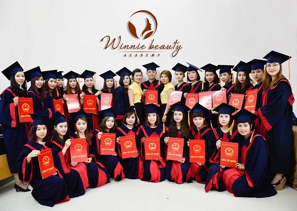 Phát triển ngành tóc và làm đẹp cùng Winnie Academy - 3
Hình ảnh học viên tốt nghiệp tại Winnie Academy.