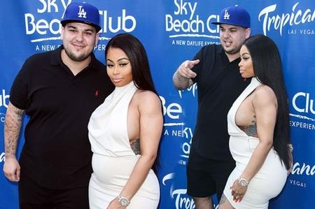 Chịu “khoe” con mới sinh, em trai cô Kim sẽ kiếm được cả chục tỉ đồng - 1 Rob Kardashian và Blac Chyna sẽ đón chào con đầu lòng vào cuối năm nay