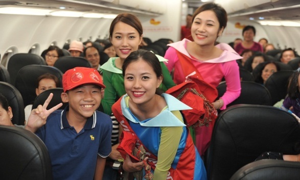 Dành tặng trẻ em triệu nụ cười, Vietjet rộn ràng vui 1/6 - 10 Dành tặng trẻ em triệu nụ cười, Vietjet rộn ràng vui 1/6 - 10