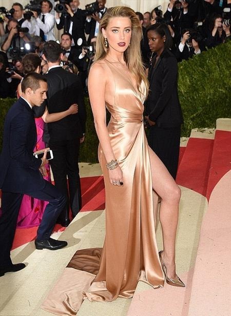 Người đẹp lưỡng tính nhiều khả năng sẽ nhận được cả một gia tài sau khi li hôn