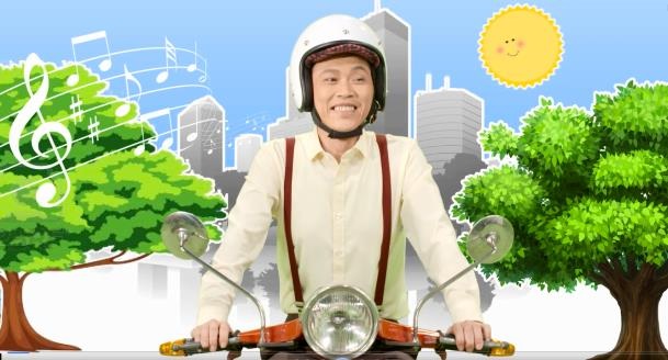 Hoài Linh liều mình làm ca sĩ, tung clip gây sốt - 3 Clip Thần Tài Sài Gòn thể hiện sự vui tươi, trẻ trung và gần gũi của con người Sài Gòn