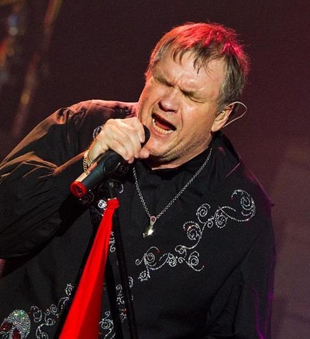 Huyền thoại nhạc rock đột quỵ ngay trên sân khấu - 1 Meat Loaf bị đột quỵ ngay trong lúc đang biểu diễn