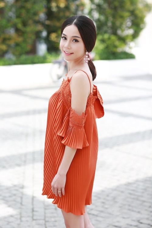 'Phép màu sắc đẹp' thay đổi trang đời - 3 'Phép màu sắc đẹp' thay đổi trang đời - 3