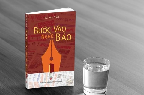 Nhà báo Vũ Văn Tiến: Từ tư duy phản biện đến bản lĩnh dấn thân - 4 Nhà báo Vũ Văn Tiến: Từ tư duy phản biện đến bản lĩnh dấn thân - 4